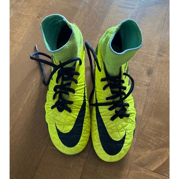 Nike Hypervenom Phantom II FG Volt/Black/Hyper Turquoise youth size 5.5 - Picture 3 of 12